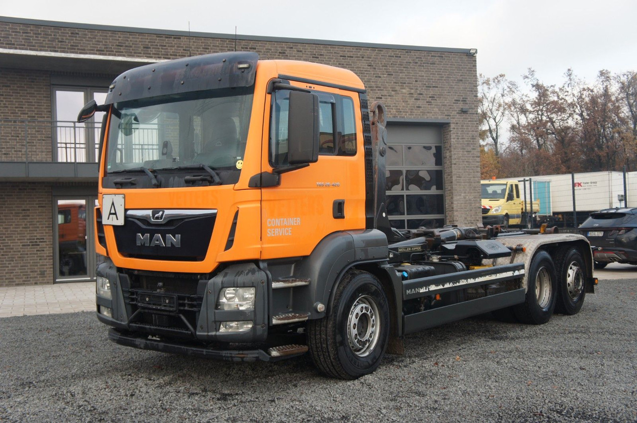 MAN TGS 26.420 Abrollkipper Meiller - Kamion vetëngarkues: foto 2 MAN TGS 26.420 Abrollkipper Meiller - Kamion vetëngarkues: foto 2