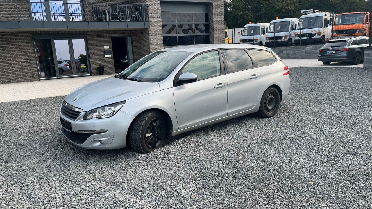 Peugeot 308 SW Active - Makinë me portobagazh: foto 2 Peugeot 308 SW Active - Makinë me portobagazh: foto 2