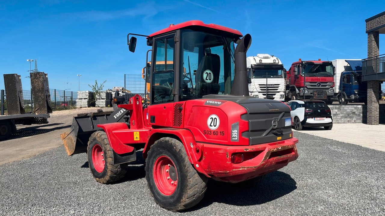 Volvo L35G Radlader 7200 Kg Schaufel Gabel Volvo L35G Radlader 7200 Kg Schaufel Gabel - Fadrom me goma: foto 5 Volvo L35G Radlader 7200 Kg Schaufel Gabel Volvo L35G Radlader 7200 Kg Schaufel Gabel - Fadrom me goma: foto 5