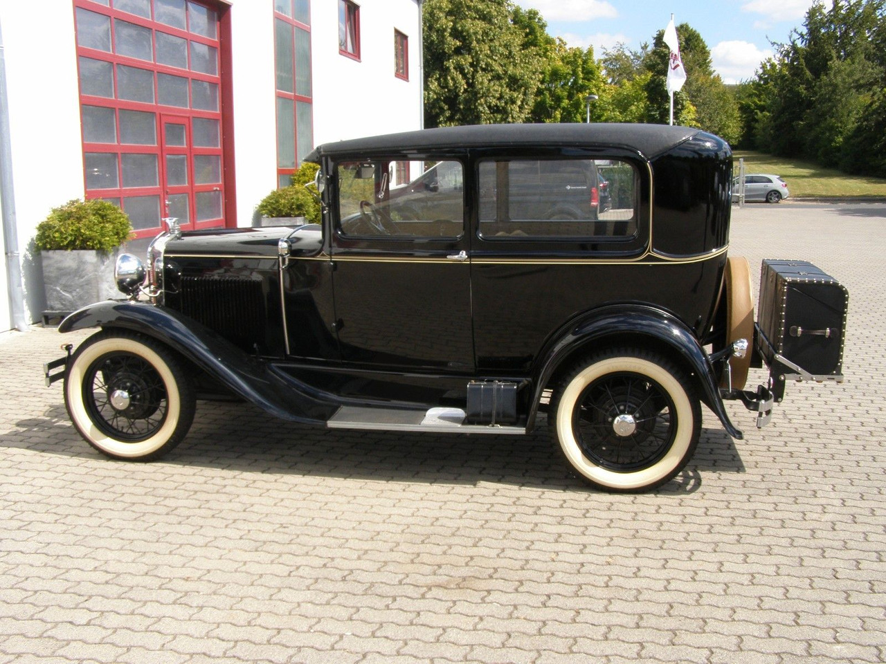 Ford MODELL  A  / TUDOR  +  H-Kennzeichen - Sedan: foto 3 Ford MODELL  A  / TUDOR  +  H-Kennzeichen - Sedan: foto 3