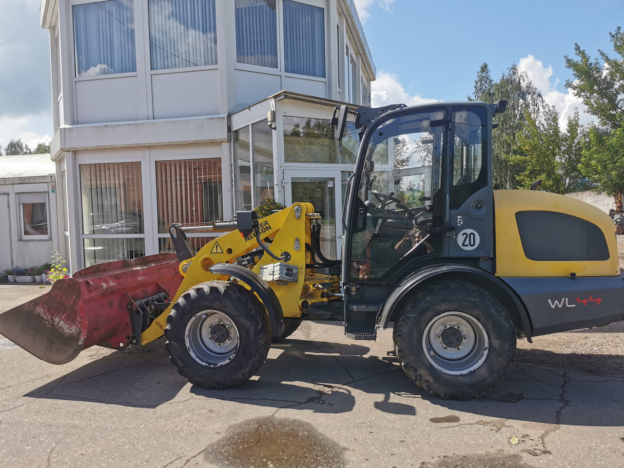 Wacker Neuson WL44 - Fadrom me goma: foto 1 Wacker Neuson WL44 - Fadrom me goma: foto 1
