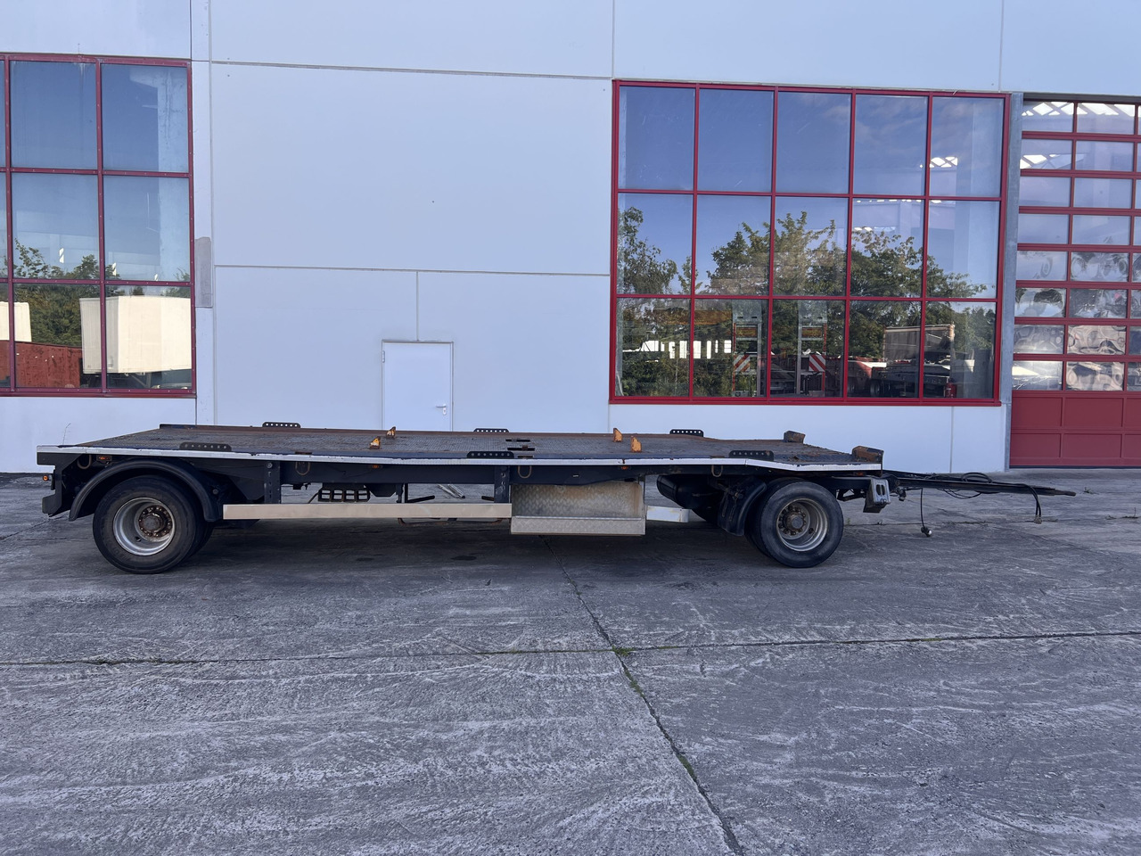 Dinkel DAC 18000 2 Achs Kombi- Anhänger für Abroll- oder Absetzmulden oder Tieflader - Transportjer kontejnerësh/ Rimorkio me karroceri të çmontueshme: foto 3 Dinkel DAC 18000 2 Achs Kombi- Anhänger für Abroll- oder Absetzmulden oder Tieflader - Transportjer kontejnerësh/ Rimorkio me karroceri të çmontueshme: foto 3