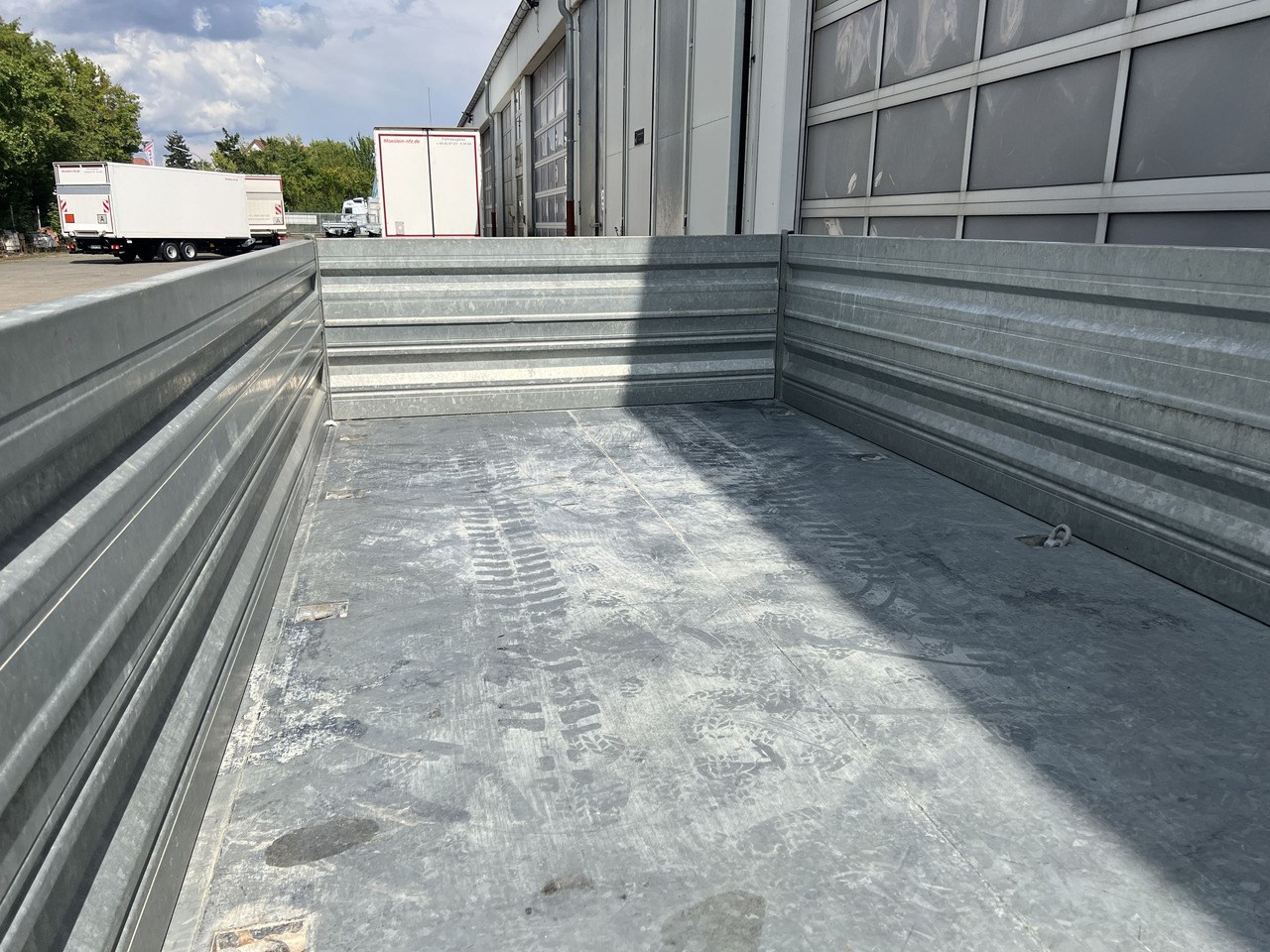 Humbaur D1AC Tandemkipper- Tieflader mit Aufsatz, neuwertig - Rimorkio vetëshkarkuese: foto 5 Humbaur D1AC Tandemkipper- Tieflader mit Aufsatz, neuwertig - Rimorkio vetëshkarkuese: foto 5