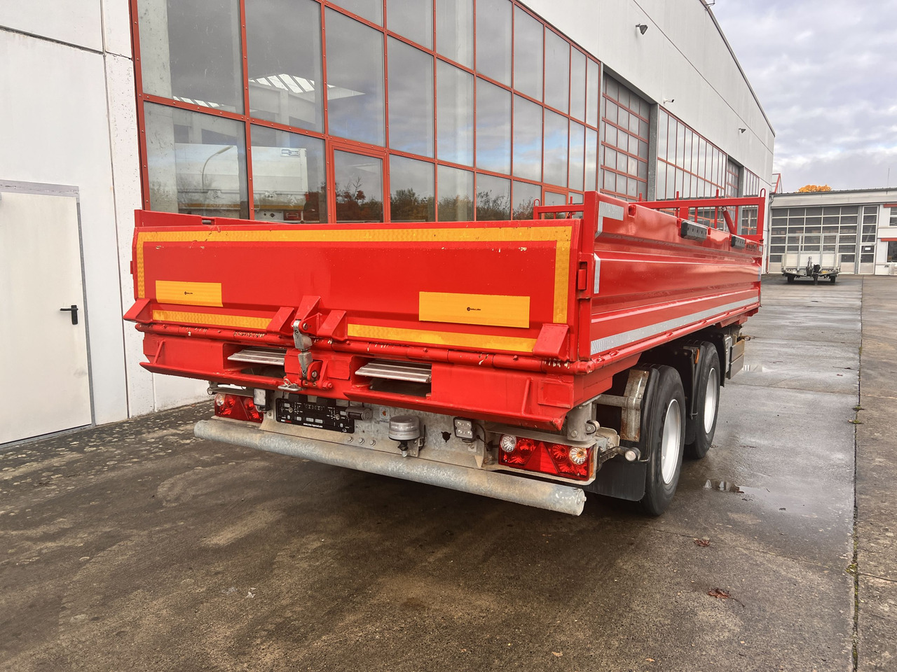 Meiller MZDAL 18 t Tandemkipper Tieflader Schotter- Klappe, neuwertig - Rimorkio vetëshkarkuese: foto 5 Meiller MZDAL 18 t Tandemkipper Tieflader Schotter- Klappe, neuwertig - Rimorkio vetëshkarkuese: foto 5