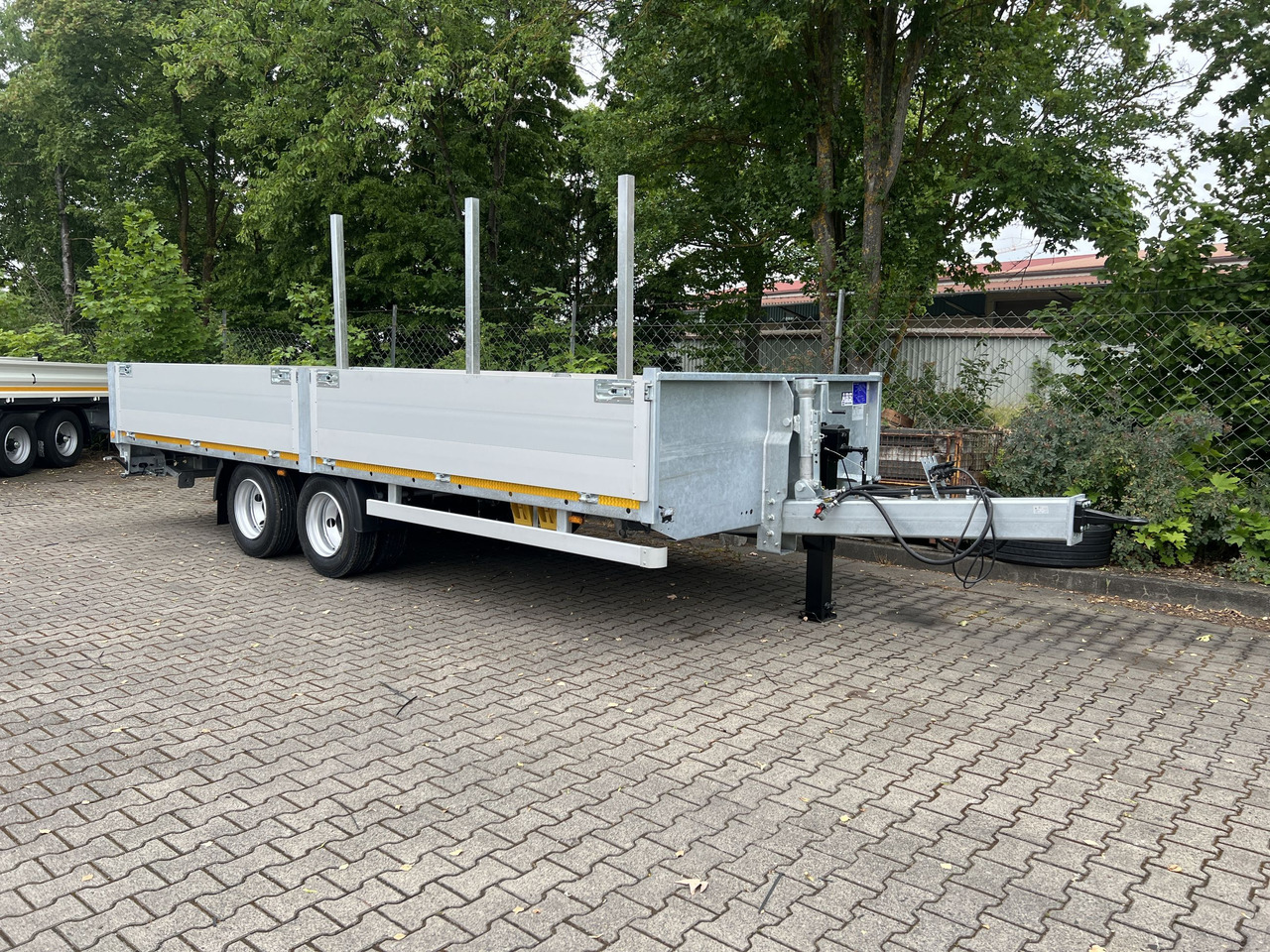 Möslein THT 14,4 G 7,20 L 14,4 t Tandem- Pritschenanhänger- Tieflader - Rimorkio e hapur/ Platformë: foto 5 Möslein THT 14,4 G 7,20 L 14,4 t Tandem- Pritschenanhänger- Tieflader - Rimorkio e hapur/ Platformë: foto 5