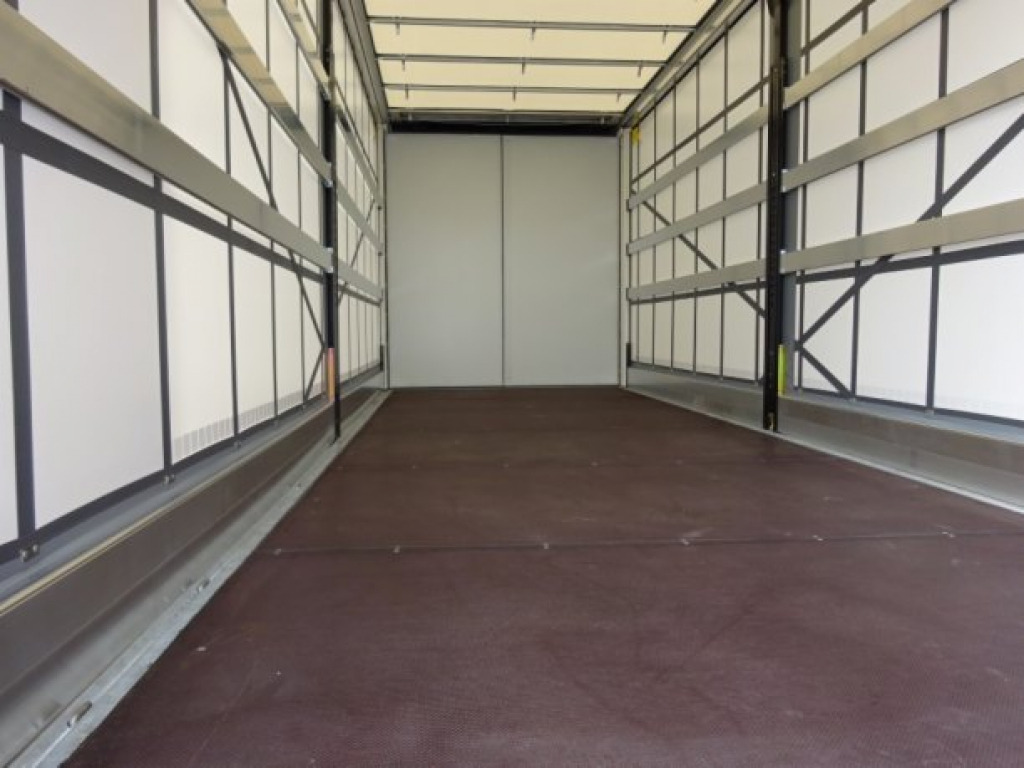 Möslein TPW 105 D Schwebheim Tandem- Planenanhänger Durchladen - Rimorkio me tendë: foto 4 Möslein TPW 105 D Schwebheim Tandem- Planenanhänger Durchladen - Rimorkio me tendë: foto 4