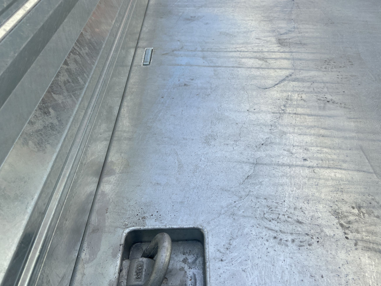 Möslein TTD 11 Breite Reifen 5,70 lang Kipper Tieflader, Breite Reifen, 5,70 m lang-- Neufahrzeug -- - Rimorkio vetëshkarkuese: foto 3 Möslein TTD 11 Breite Reifen 5,70 lang Kipper Tieflader, Breite Reifen, 5,70 m lang-- Neufahrzeug -- - Rimorkio vetëshkarkuese: foto 3