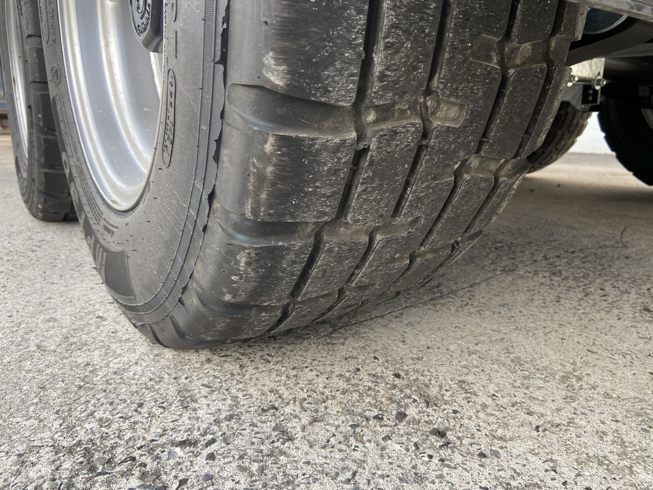 Möslein TTD 11 Breite Reifen 5,70 lang Kipper Tieflader, Breite Reifen, 5,70 m lang-- Neufahrzeug -- - Rimorkio vetëshkarkuese: foto 4 Möslein TTD 11 Breite Reifen 5,70 lang Kipper Tieflader, Breite Reifen, 5,70 m lang-- Neufahrzeug -- - Rimorkio vetëshkarkuese: foto 4