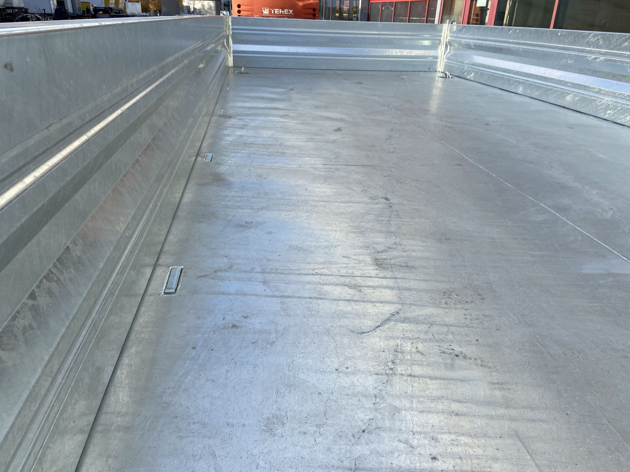 Möslein TTD 11 Breite Reifen 5,70 lang Kipper Tieflader, Breite Reifen, 5,70 m lang-- Neufahrzeug -- - Rimorkio vetëshkarkuese: foto 2 Möslein TTD 11 Breite Reifen 5,70 lang Kipper Tieflader, Breite Reifen, 5,70 m lang-- Neufahrzeug -- - Rimorkio vetëshkarkuese: foto 2