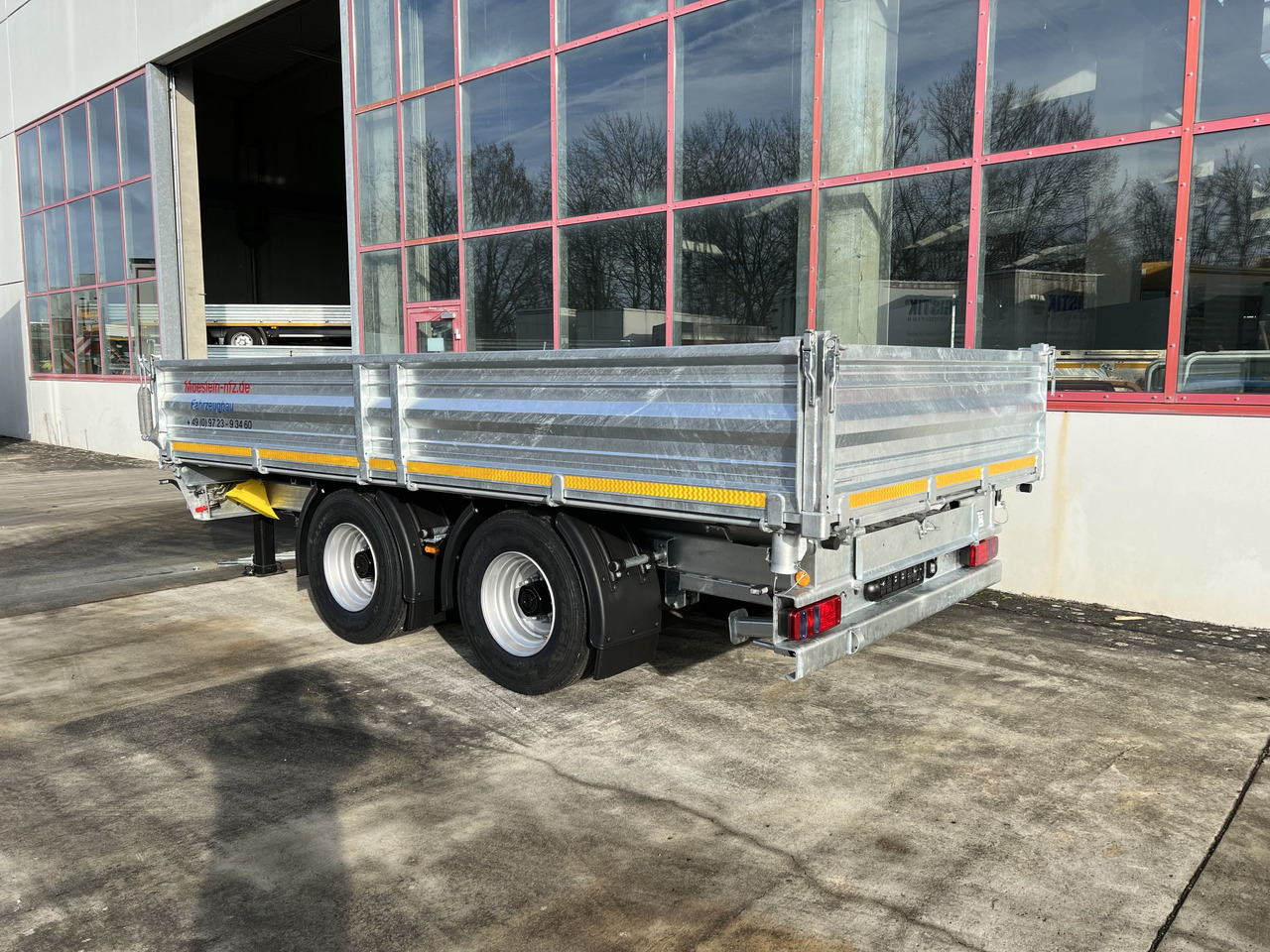 Möslein TTD 19 B neuer 19 t Tandemkipper- Tieflader - Rimorkio vetëshkarkuese: foto 5 Möslein TTD 19 B neuer 19 t Tandemkipper- Tieflader - Rimorkio vetëshkarkuese: foto 5