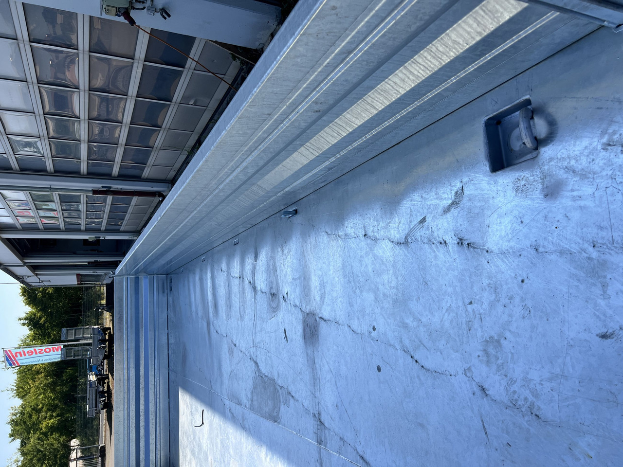 Möslein TTD 19 B neuer 19 t Tandemkipper- Tieflader hydraulischer Klappe - Rimorkio vetëshkarkuese: foto 3 Möslein TTD 19 B neuer 19 t Tandemkipper- Tieflader hydraulischer Klappe - Rimorkio vetëshkarkuese: foto 3