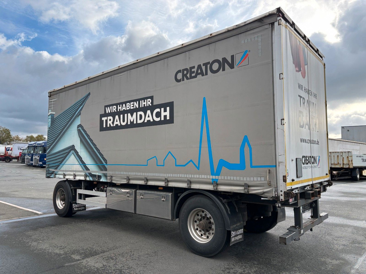 AZP18 Plane + Staplerhalterung - Rimorkio me tendë: foto 2 AZP18 Plane + Staplerhalterung - Rimorkio me tendë: foto 2