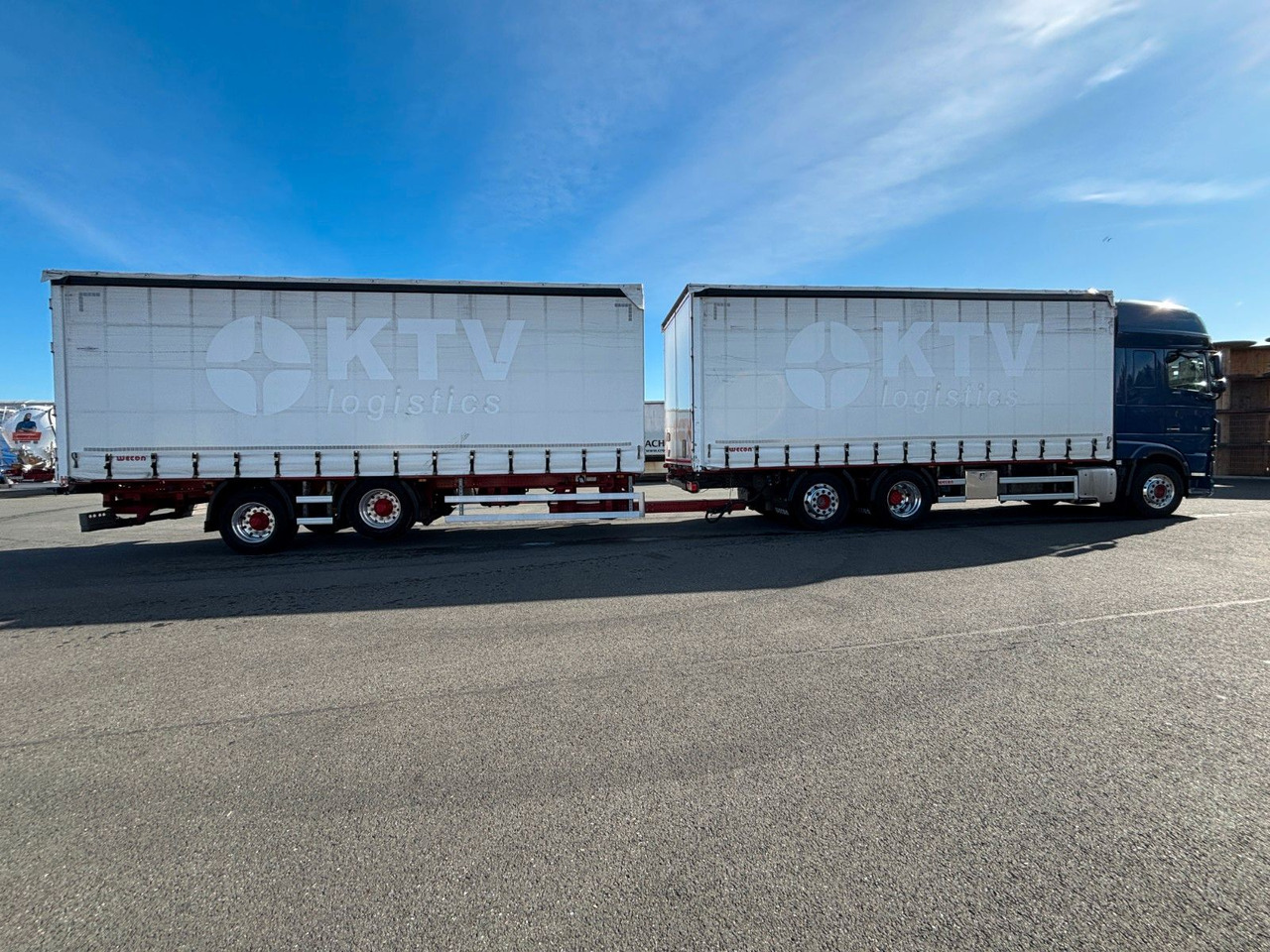 DAF SSC XF 480 Jumbozug + Anh Wecon Staplerhalterung - Kamion me tendë: foto 5 DAF SSC XF 480 Jumbozug + Anh Wecon Staplerhalterung - Kamion me tendë: foto 5