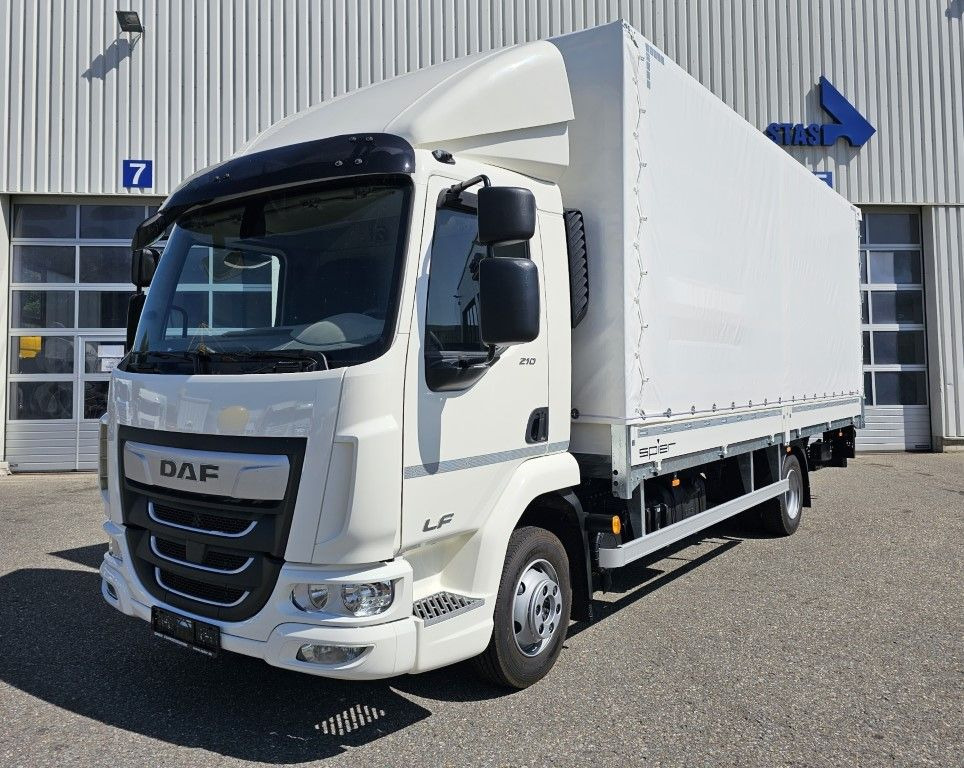 DAF LF 210 7,49t Spier Pritsche-Plane LBW Tageszulas DAF FA LF 210 08t Spier Pritsche mit LBW - Kamion me tendë: foto 1 DAF LF 210 7,49t Spier Pritsche-Plane LBW Tageszulas DAF FA LF 210 08t Spier Pritsche mit LBW - Kamion me tendë: foto 1