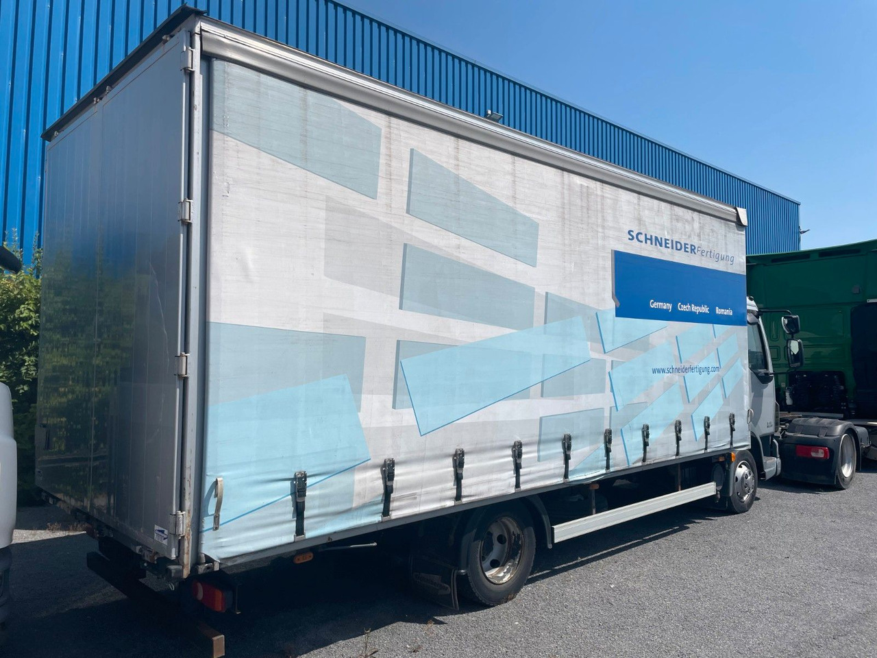 DAF LF45.180 - Kamioncine me tendë: foto 3 DAF LF45.180 - Kamioncine me tendë: foto 3