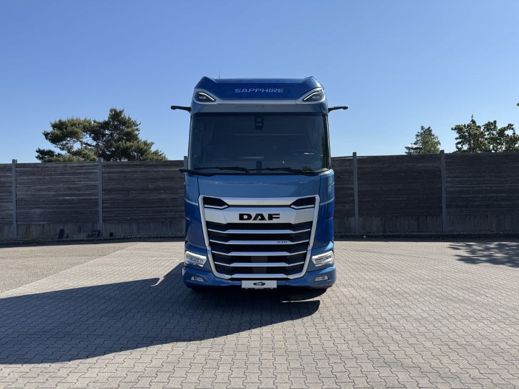 DAF FT XG 530 BLAU METALLIC Limited Edition - Gjysmë-kamion: foto 5 DAF FT XG 530 BLAU METALLIC Limited Edition - Gjysmë-kamion: foto 5
