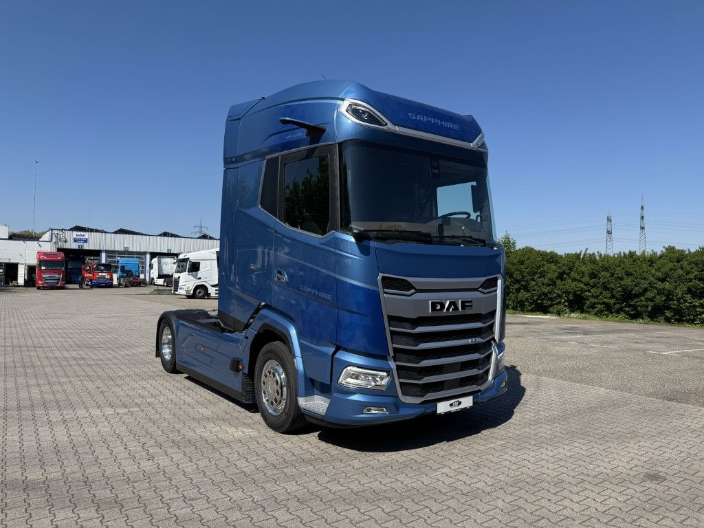 DAF FT XG 530 BLAU METALLIC Limited Edition - Gjysmë-kamion: foto 2 DAF FT XG 530 BLAU METALLIC Limited Edition - Gjysmë-kamion: foto 2