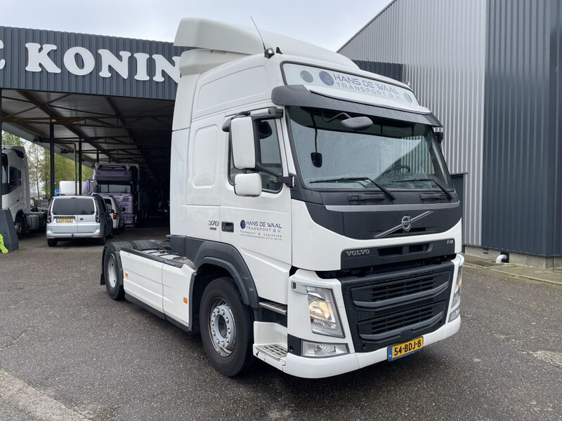 Volvo FM 370 euro 6 - Gjysmë-kamion: foto 1 Volvo FM 370 euro 6 - Gjysmë-kamion: foto 1