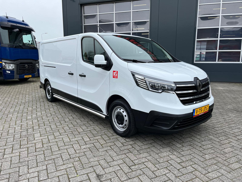 Renault Trafic E-Tech Red L2 H1, Nieuwstaat/New condition, Lees omschrijving/Read description - Furgon i vogël, Furgon elektrik: foto 5 Renault Trafic E-Tech Red L2 H1, Nieuwstaat/New condition, Lees omschrijving/Read description - Furgon i vogël, Furgon elektrik: foto 5