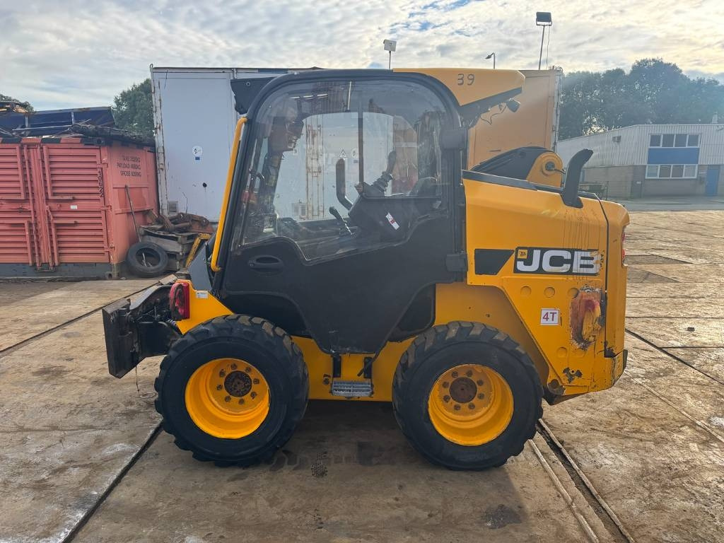 JCB 250T4 - Mini fadrom: foto 1 JCB 250T4 - Mini fadrom: foto 1