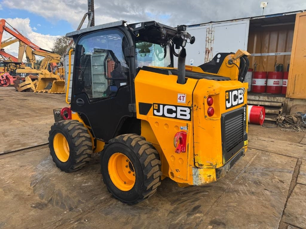 JCB 250t4 - Mini fadrom: foto 3 JCB 250t4 - Mini fadrom: foto 3
