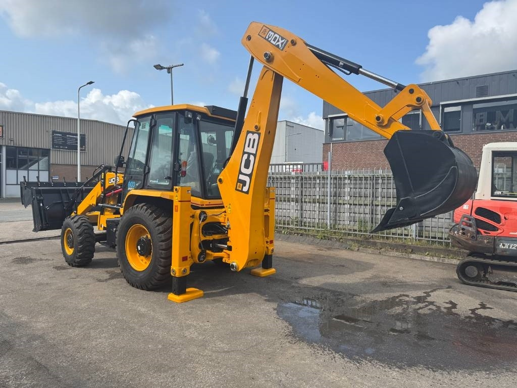 JCB 3dx 6 in 1 bucket ( UNUSED ) - Fadromë me shkarkim nga prapa: foto 3 JCB 3dx 6 in 1 bucket ( UNUSED ) - Fadromë me shkarkim nga prapa: foto 3
