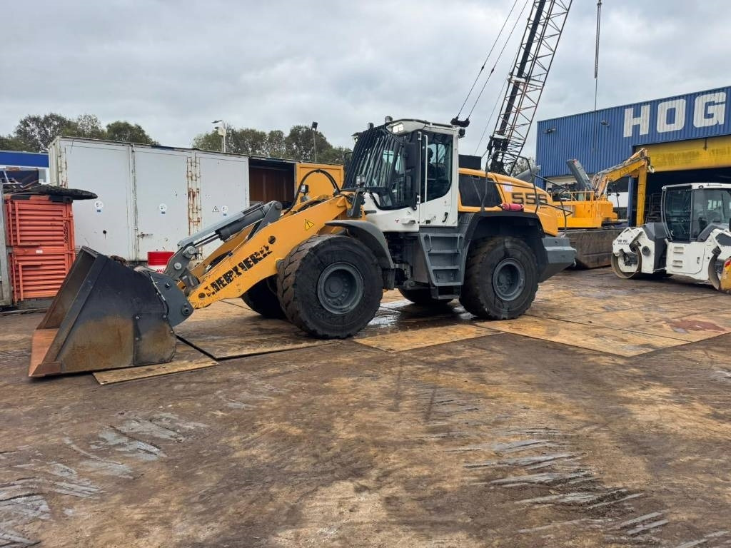 Liebherr L556 - Fadrom me goma: foto 2 Liebherr L556 - Fadrom me goma: foto 2