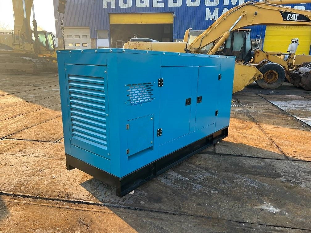 Ricardo 100KVA (80KW) SILENT GENERATOR 3 PHASE 50HZ 400V - Set gjeneratori: foto 4 Ricardo 100KVA (80KW) SILENT GENERATOR 3 PHASE 50HZ 400V - Set gjeneratori: foto 4