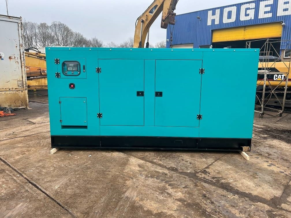 Ricardo 400KVA 320KW SILENT 3 PHASE GENERATOR 50HZ 400V NE - Set gjeneratori: foto 2 Ricardo 400KVA 320KW SILENT 3 PHASE GENERATOR 50HZ 400V NE - Set gjeneratori: foto 2