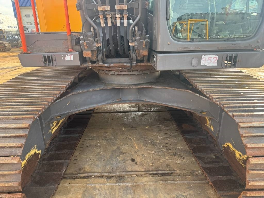 Ekskavator me zinxhirë Volvo EC 160 E L ( 3.451 ORIGINAL HOURS ): foto 14