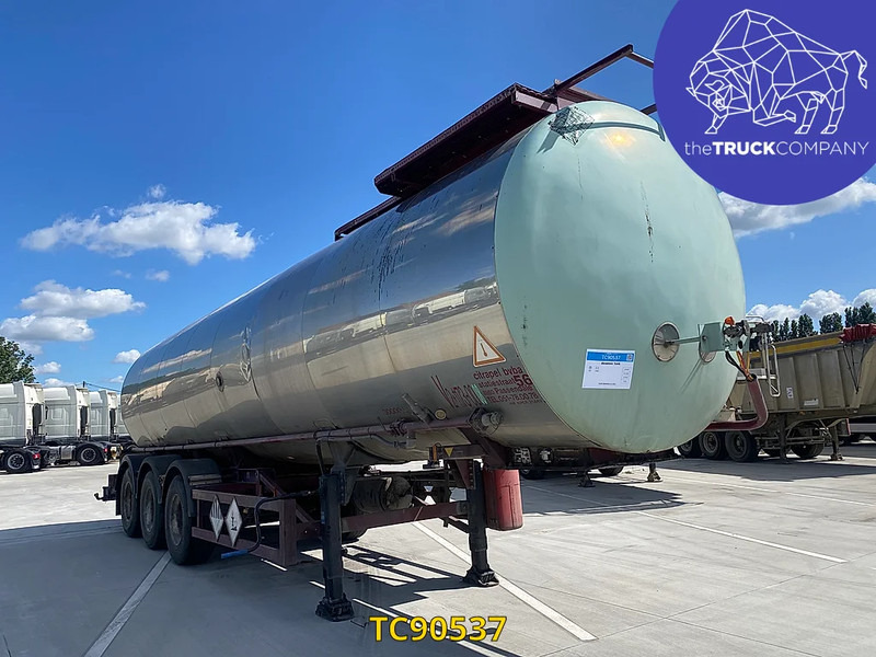 Atcomex - Gjysmë rimorkio me bot: foto 1 Atcomex - Gjysmë rimorkio me bot: foto 1