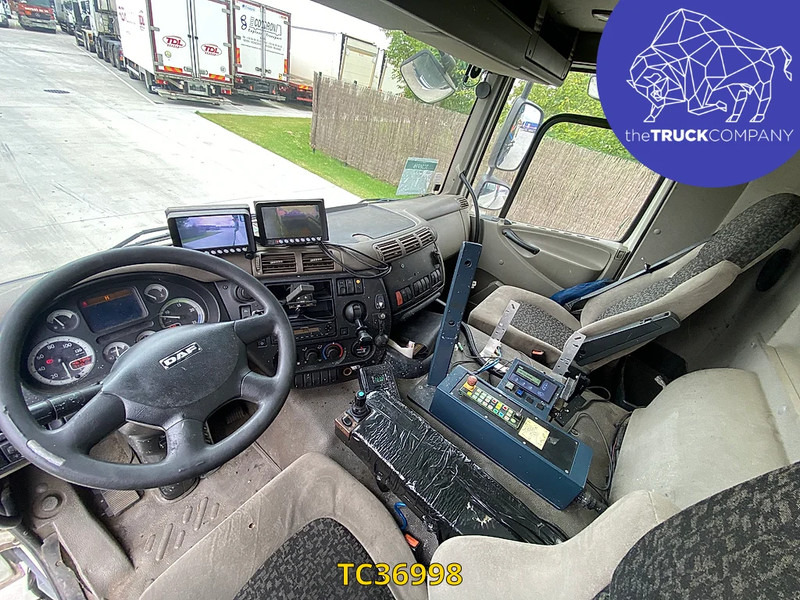 DAF CF 75 310 - Kamion mbeturinash: foto 4 DAF CF 75 310 - Kamion mbeturinash: foto 4