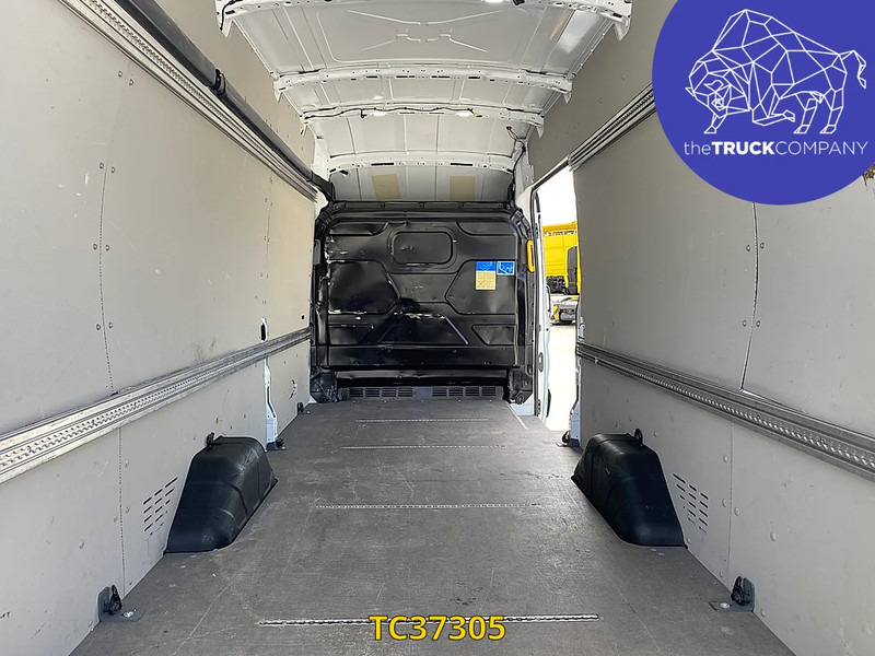 Ford Transit 2.0 TDCI TREND L4 H3 - Furgon: foto 3 Ford Transit 2.0 TDCI TREND L4 H3 - Furgon: foto 3