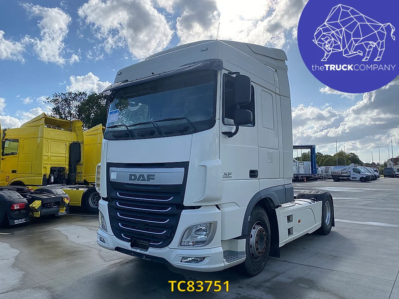 DAF XF 105 460 - Gjysmë-kamion: foto 1 DAF XF 105 460 - Gjysmë-kamion: foto 1