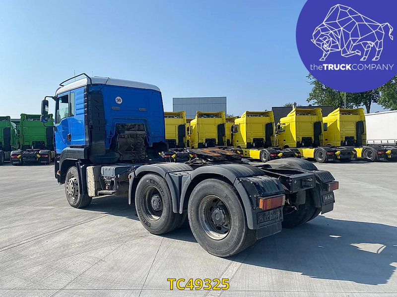 MAN TGA 33340 BIG AXLES - Gjysmë-kamion: foto 3 MAN TGA 33340 BIG AXLES - Gjysmë-kamion: foto 3