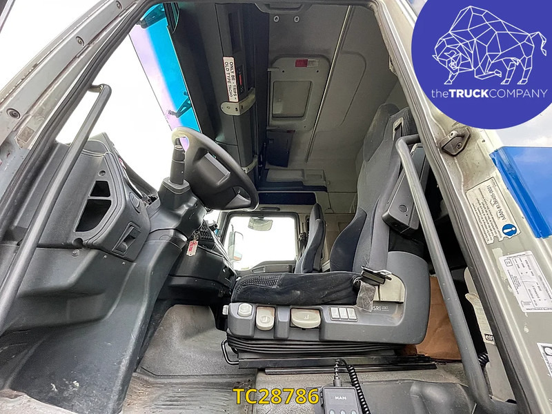 MAN TGA 430 - Gjysmë-kamion: foto 3 MAN TGA 430 - Gjysmë-kamion: foto 3