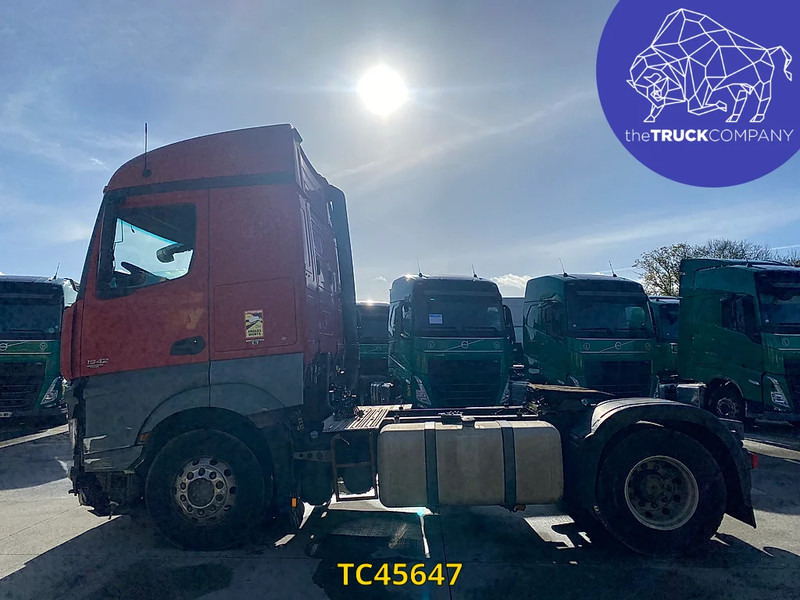 Mercedes-Benz Actros 1843 - Gjysmë-kamion: foto 2 Mercedes-Benz Actros 1843 - Gjysmë-kamion: foto 2