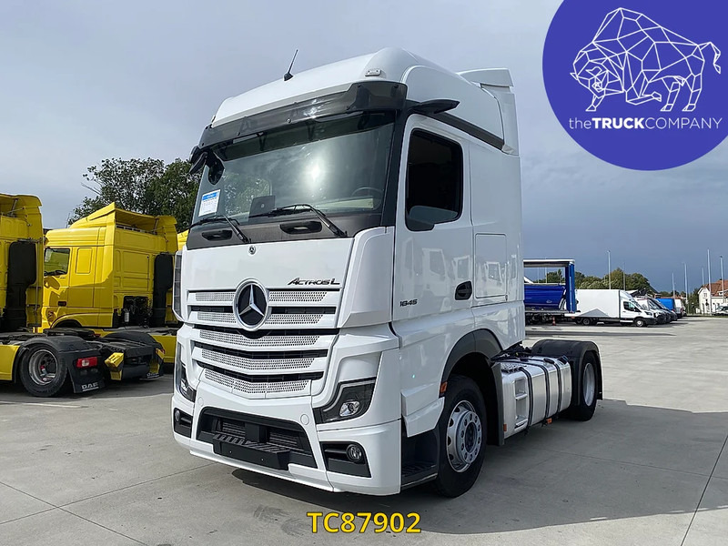 Mercedes-Benz Actros 1845 - Gjysmë-kamion: foto 1 Mercedes-Benz Actros 1845 - Gjysmë-kamion: foto 1