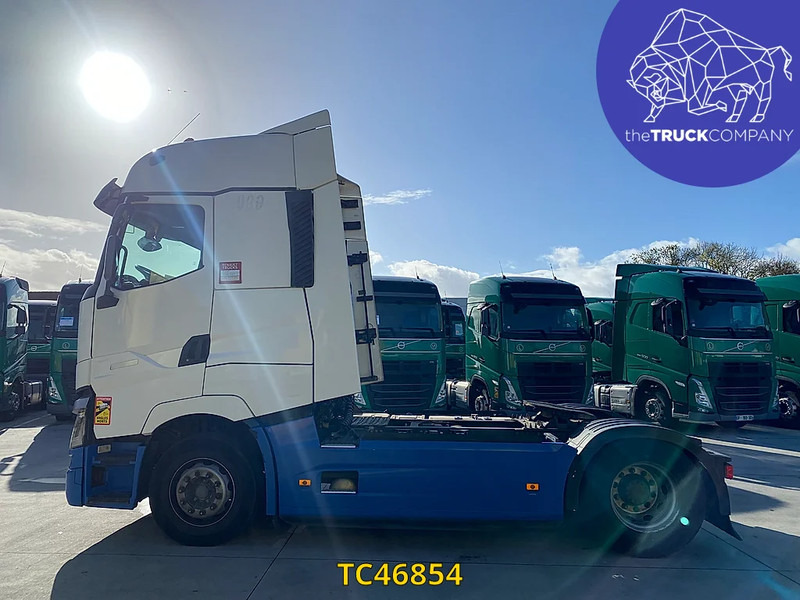 Renault T 480 - Gjysmë-kamion: foto 2 Renault T 480 - Gjysmë-kamion: foto 2