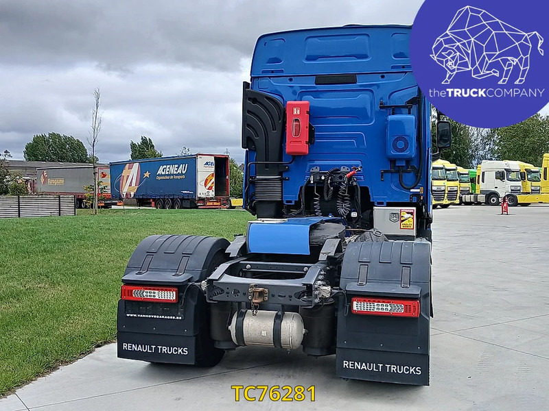 Renault T - Gjysmë-kamion: foto 4 Renault T - Gjysmë-kamion: foto 4