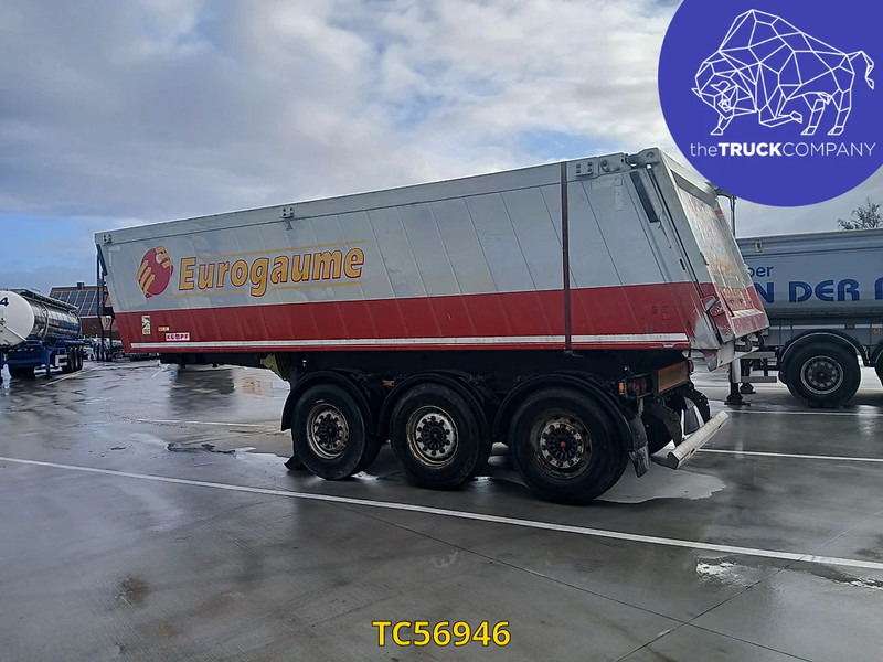 Kempf - Gjysmë rimorkio vetëshkarkuese: foto 3 Kempf - Gjysmë rimorkio vetëshkarkuese: foto 3