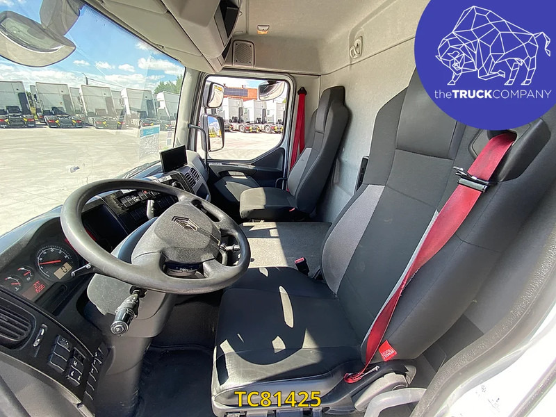 Renault D 210 - Kamion vagonetë: foto 5 Renault D 210 - Kamion vagonetë: foto 5