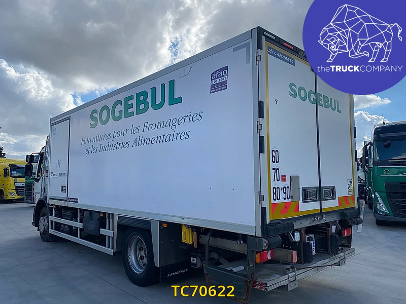 Renault D 320 - Kamion frigorifer: foto 2 Renault D 320 - Kamion frigorifer: foto 2