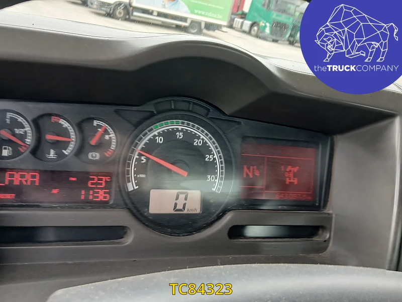 Renault Kerax - Transportjer kontejnerësh/ Kamion me karroceri të çmontueshme: foto 4 Renault Kerax - Transportjer kontejnerësh/ Kamion me karroceri të çmontueshme: foto 4