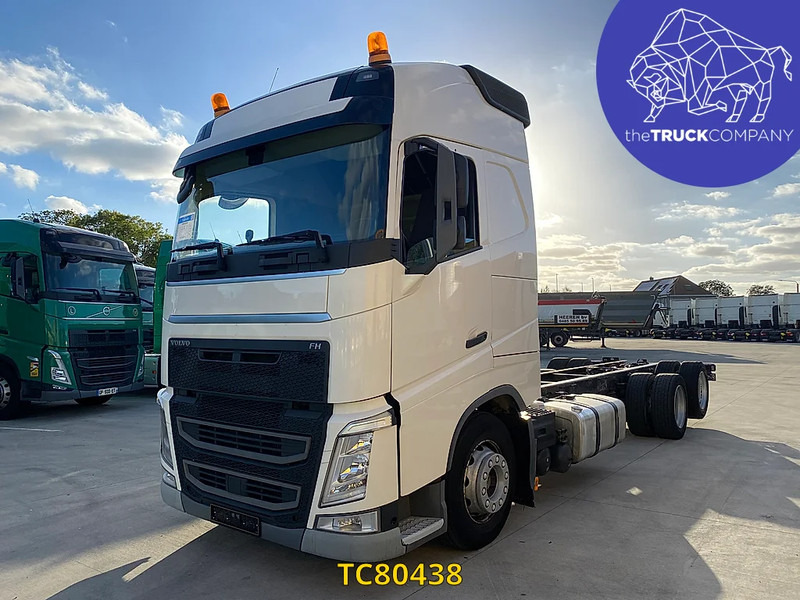 Volvo FH 460 - Kamion kabinë-shasi: foto 1 Volvo FH 460 - Kamion kabinë-shasi: foto 1