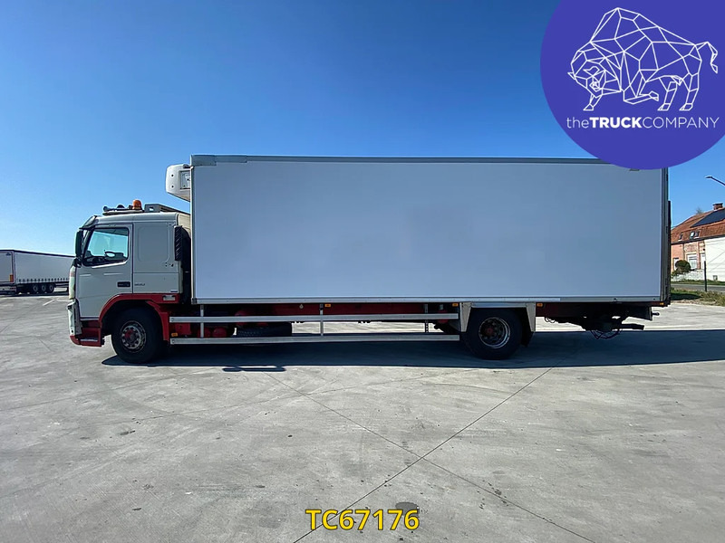 Volvo FM 330 - Kamion frigorifer: foto 1 Volvo FM 330 - Kamion frigorifer: foto 1