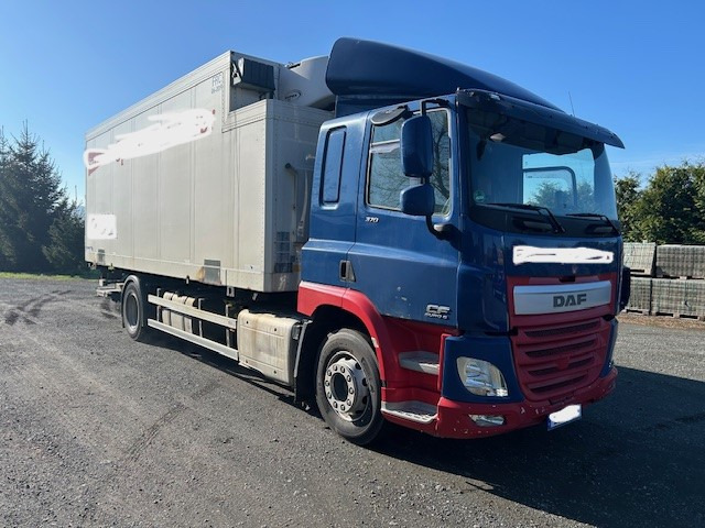 DAF CF 370 Tiefkühler NUR 426000 km - Kamion frigorifer: foto 1 DAF CF 370 Tiefkühler NUR 426000 km - Kamion frigorifer: foto 1