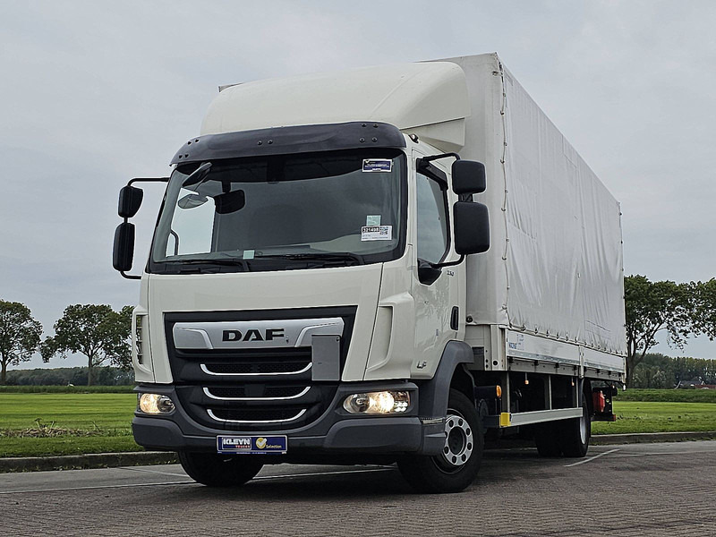 DAF LF 230 7,5T Gvw - Kamion me tendë: foto 1 DAF LF 230 7,5T Gvw - Kamion me tendë: foto 1