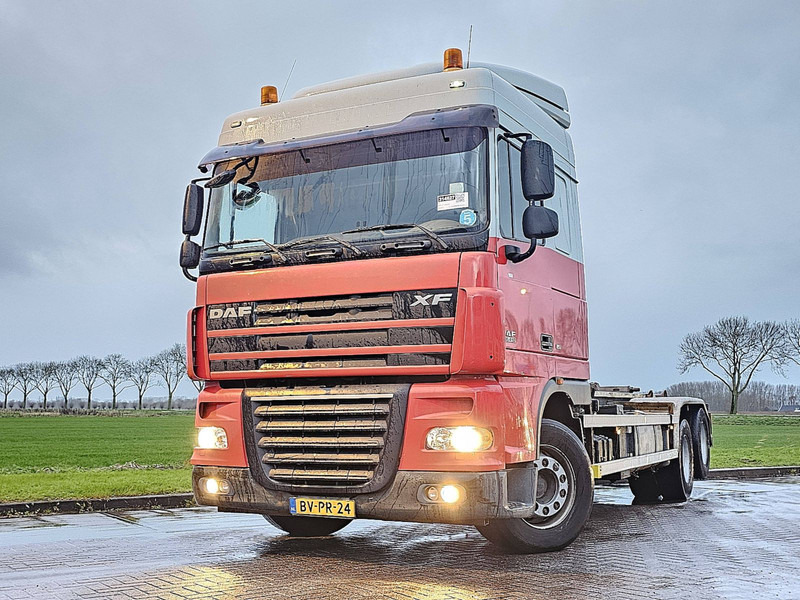 DAF XF 105.410 6X2 FAS NL-TRUCK - Kamion vetëngarkues: foto 1 DAF XF 105.410 6X2 FAS NL-TRUCK - Kamion vetëngarkues: foto 1