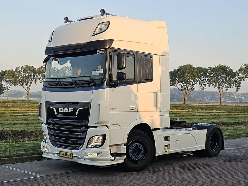 DAF XF 480 SSC SKIRTS NIGHT A/C - Gjysmë-kamion: foto 2 DAF XF 480 SSC SKIRTS NIGHT A/C - Gjysmë-kamion: foto 2